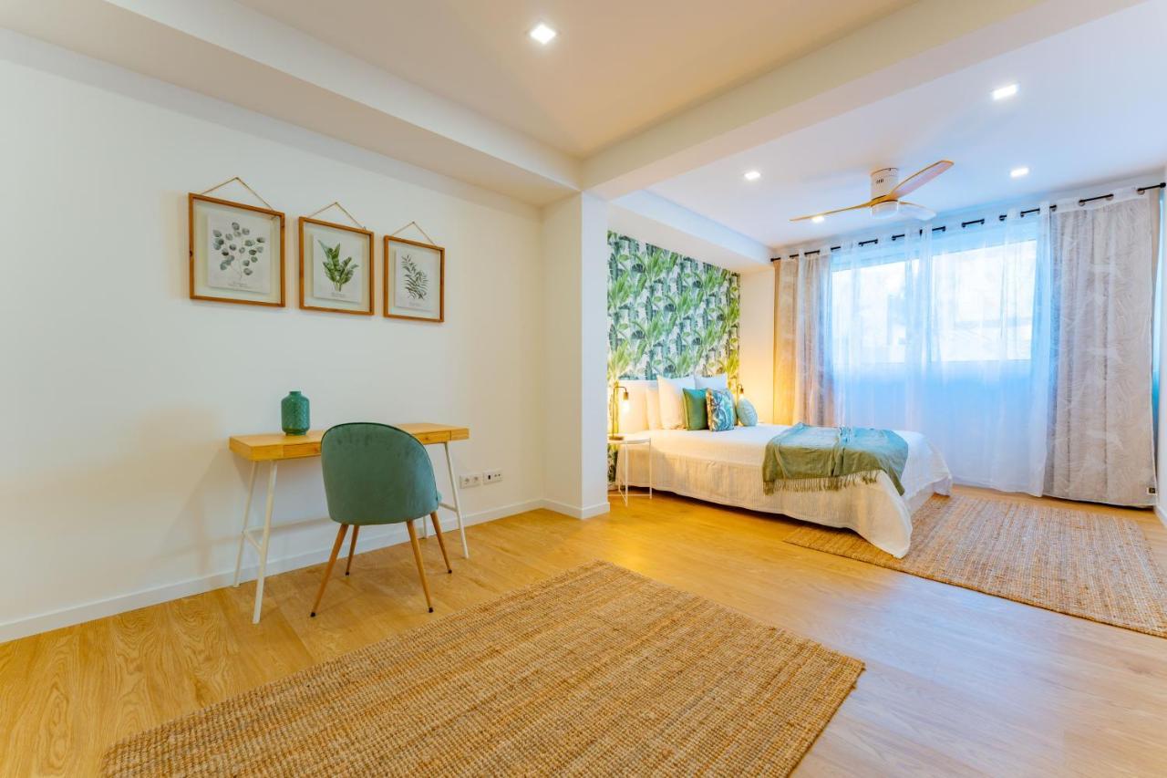 Flh Spacious With Balcony *
