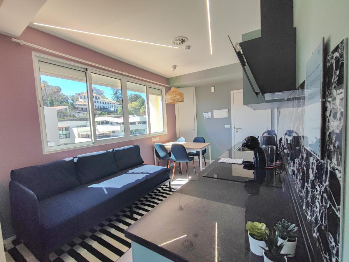 Apartment Social - Happiness *