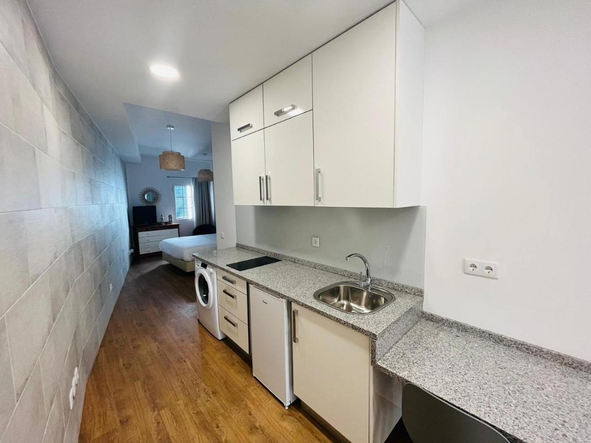 Charming Ii Apartment Funchal (Madeira)