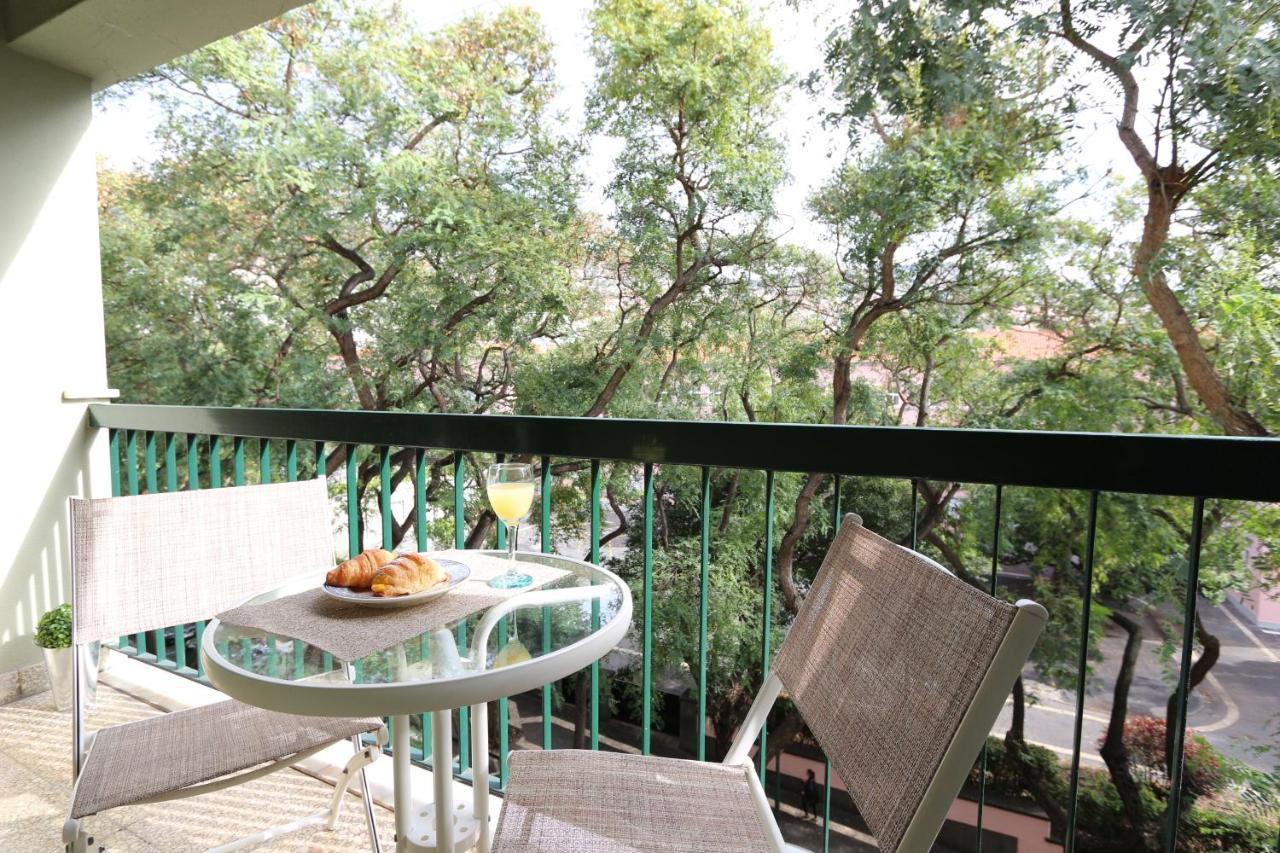 Flat With Balcony At Downtown By Farmers Market Funchal (Madeira)