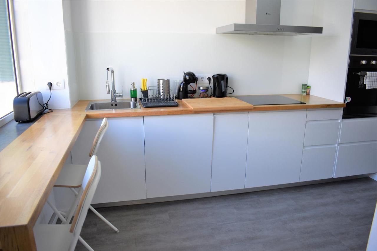Madeira, 3 Bedroom With Ocean Views In Apartment Funchal (Madeira)