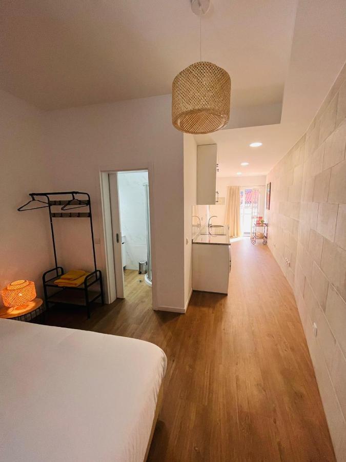 Charming Ii Apartment *