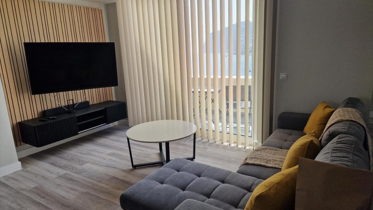 Apartment Penthouse Formosa Sunset And Funchal (Madeira)