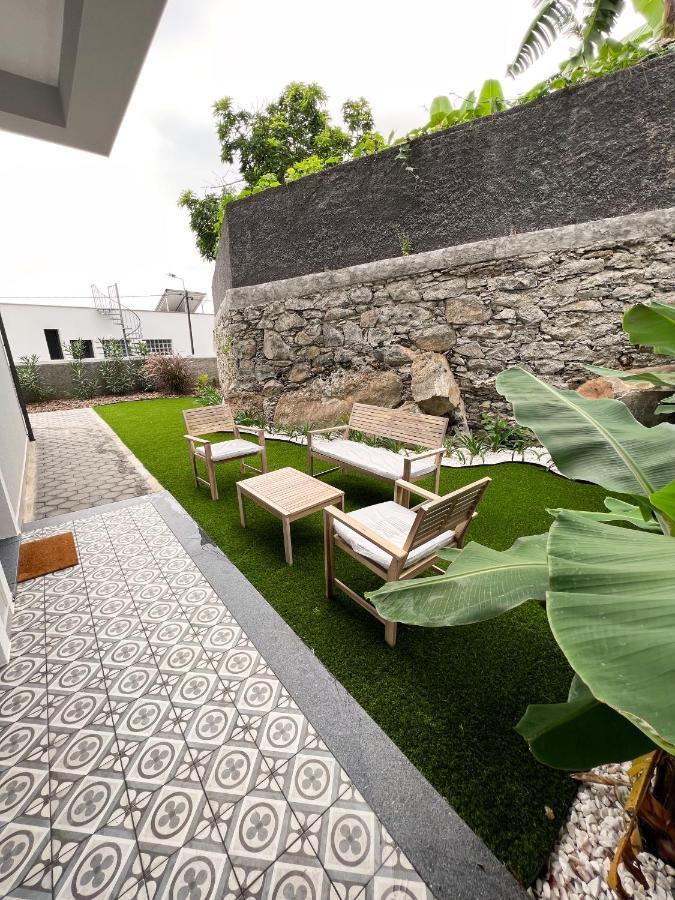 Dona I At Botanical Garden Apartment