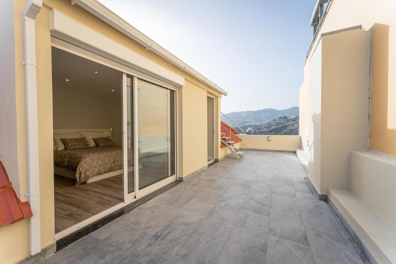 Penthouse Formosa Sunset And Funchal (Madeira)