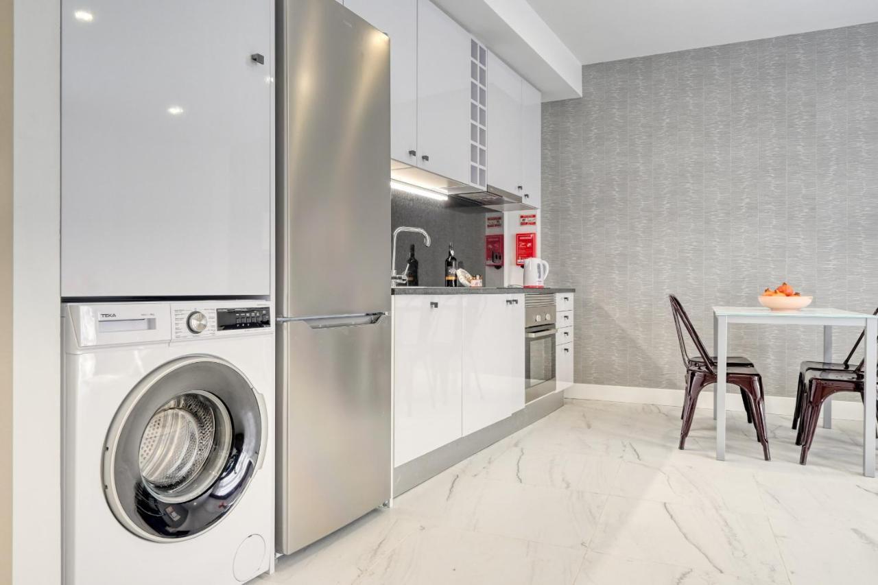 Beco Santa Emilia 3m, A In Madeira Apartamento *