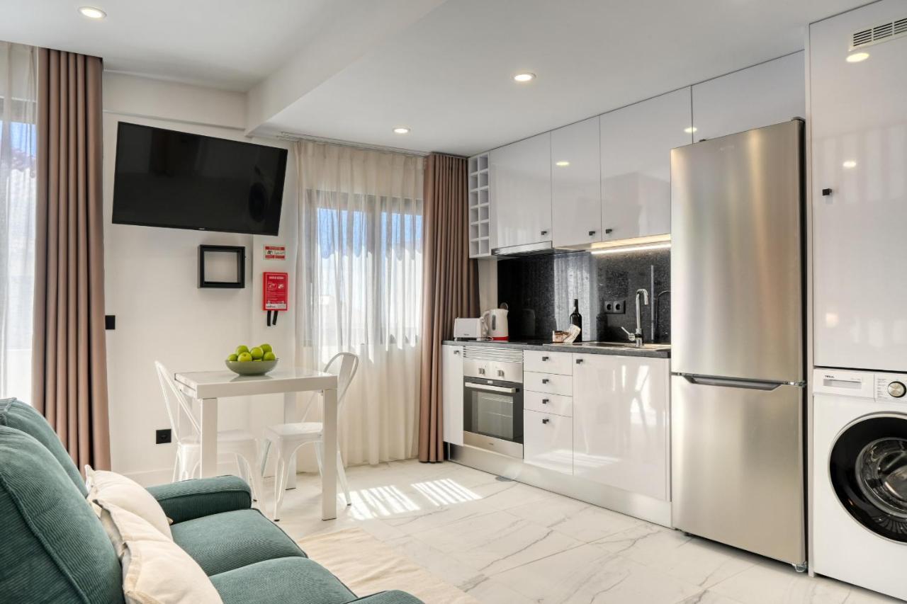 Apartment Beco Santa Emilia 4q, A In Madeira