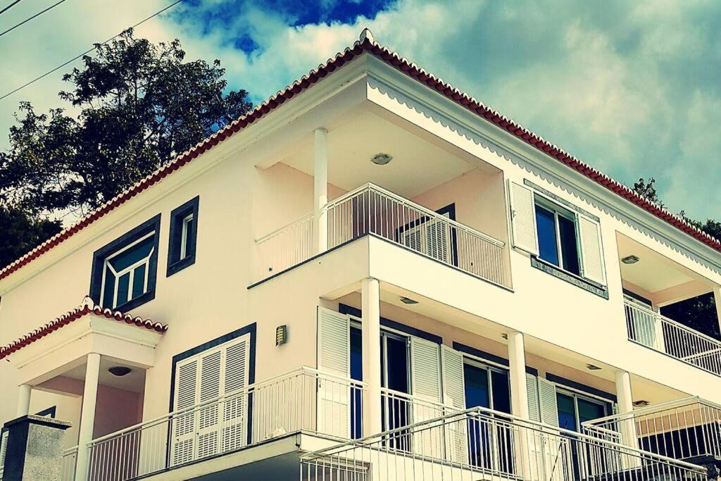 Villa Madeira Mit Blick Auf Den Hafen