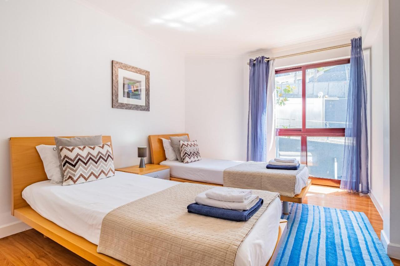 Ample With Pool And Gorgeous Ocean View * Funchal (Madeira)