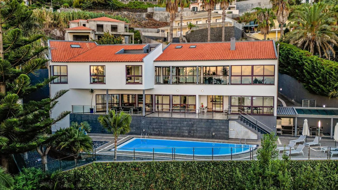 Ample With Pool And Gorgeous Ocean View * Funchal (Madeira)