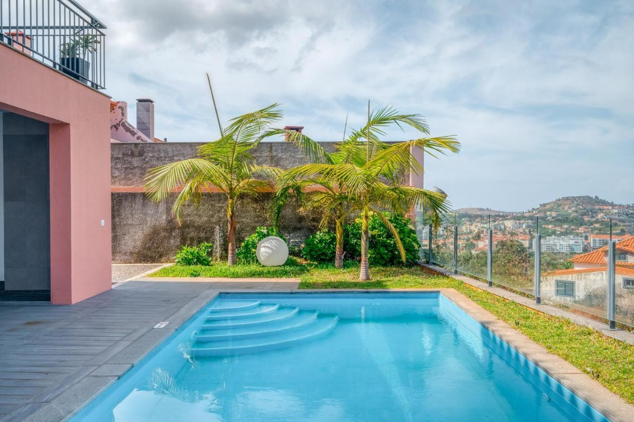 Vacuna By Amazing Madeira Villa *