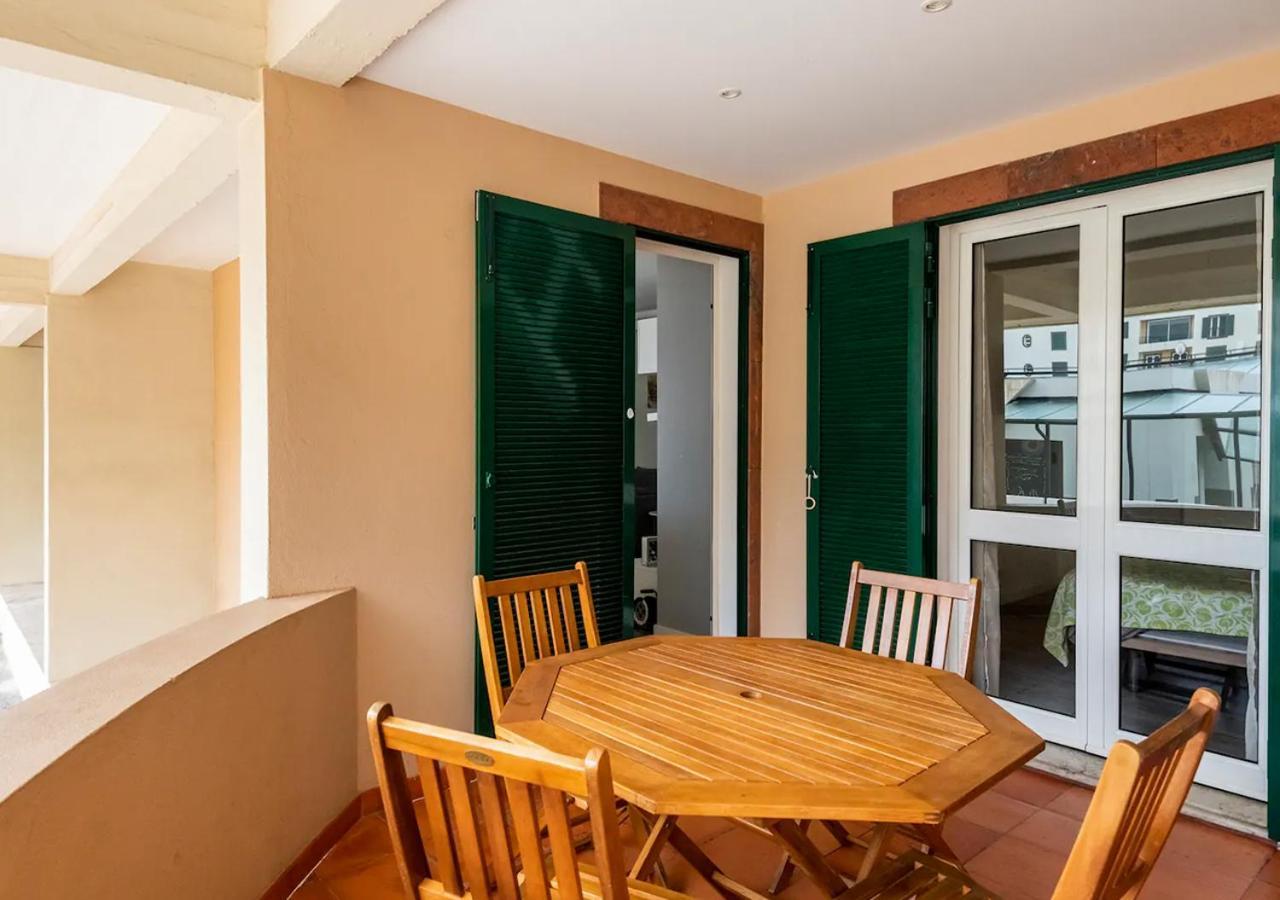 Lovely 1-bedroom With Parking Ocean View Apartment Funchal (Madeira)