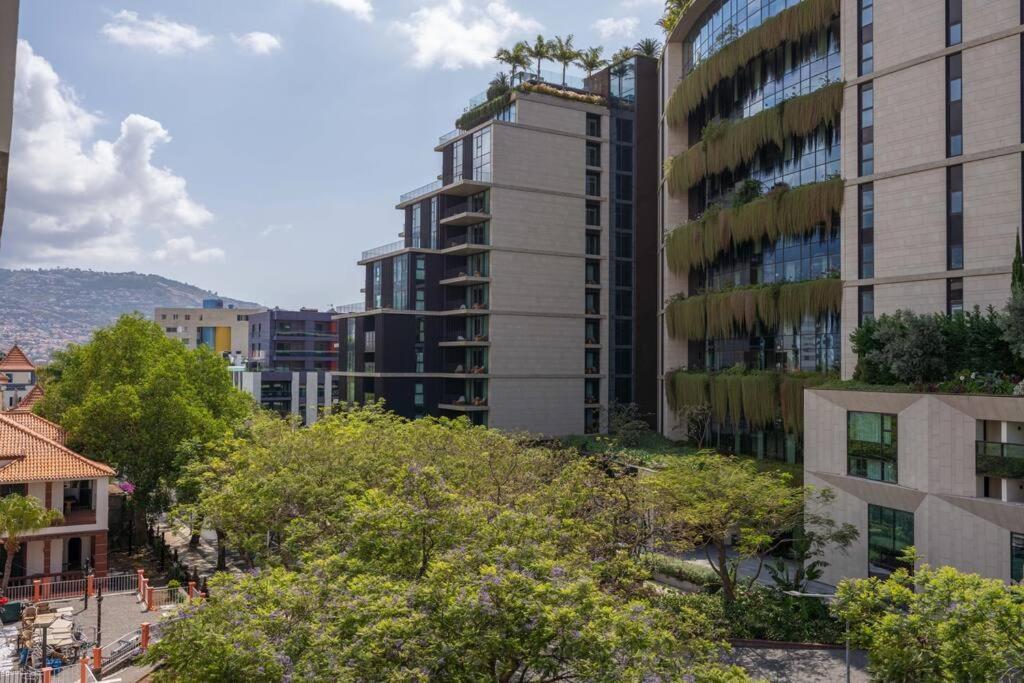 D.henrique I Frente Ao Savoy Palace Apartament Funchal (Madeira)