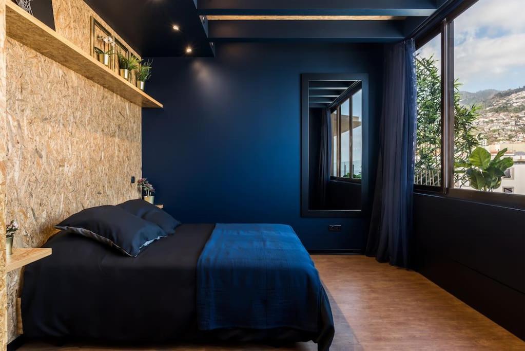Apartment Super - Deep Blue