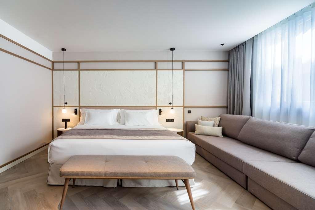 Hotel Barcelo Oldtown 5*