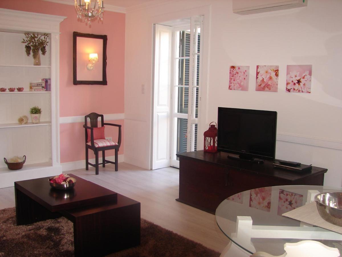 Private Pool Apt. With Great View * Funchal (Madeira)