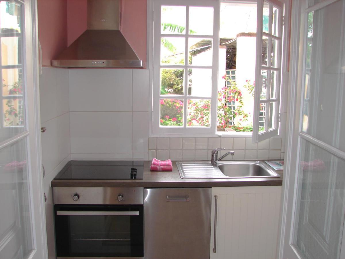 Private Pool Apt. With Great View Funchal (Madeira)