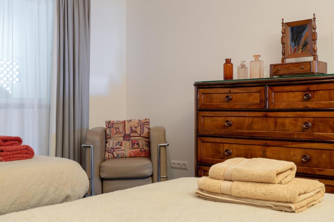 By The Atlantic 3-bedroom * Funchal (Madeira)