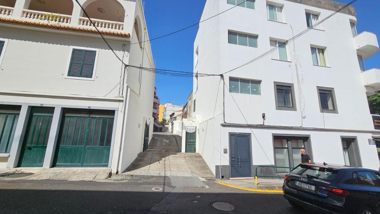Garden And Seaview - Free Parking Apartment *