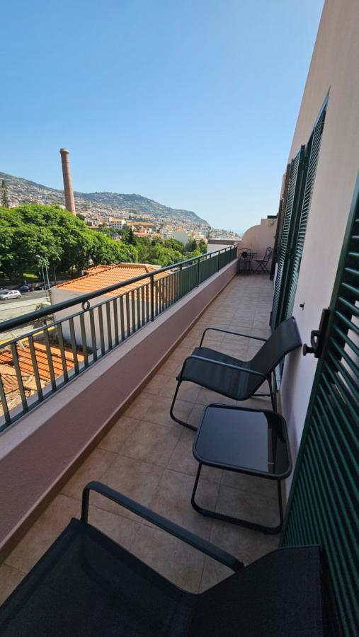 Garden And Seaview - Free Parking Apartment *