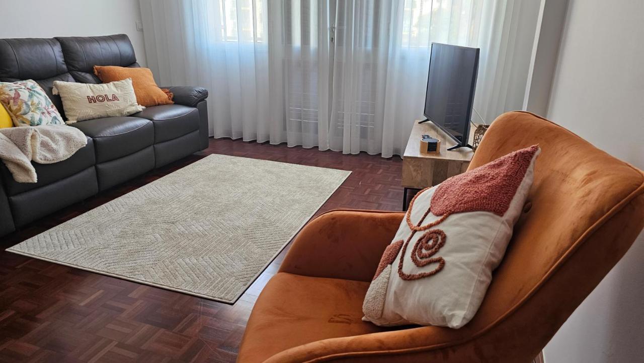 Garden And Seaview - Free Parking Apartment