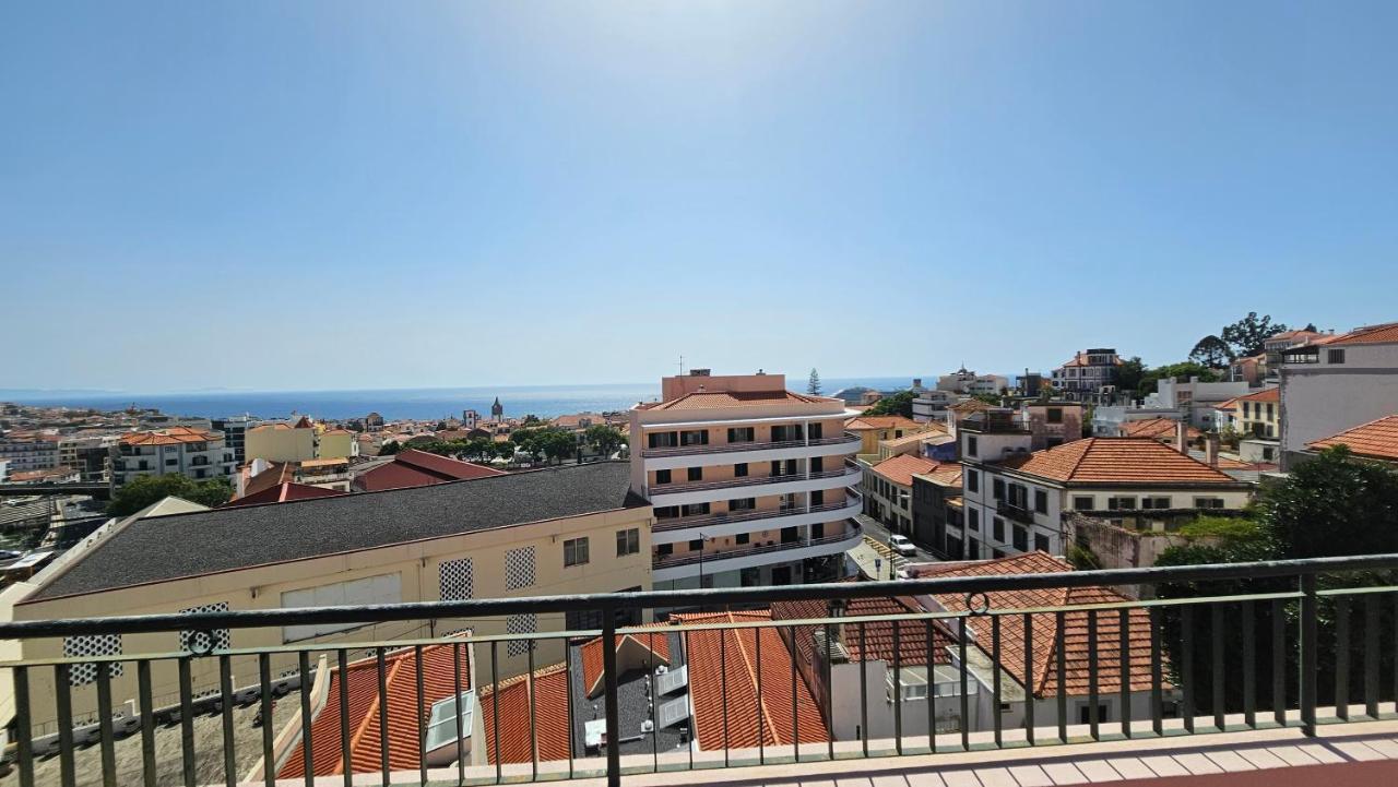 Garden And Seaview - Free Parking Funchal (Madeira)