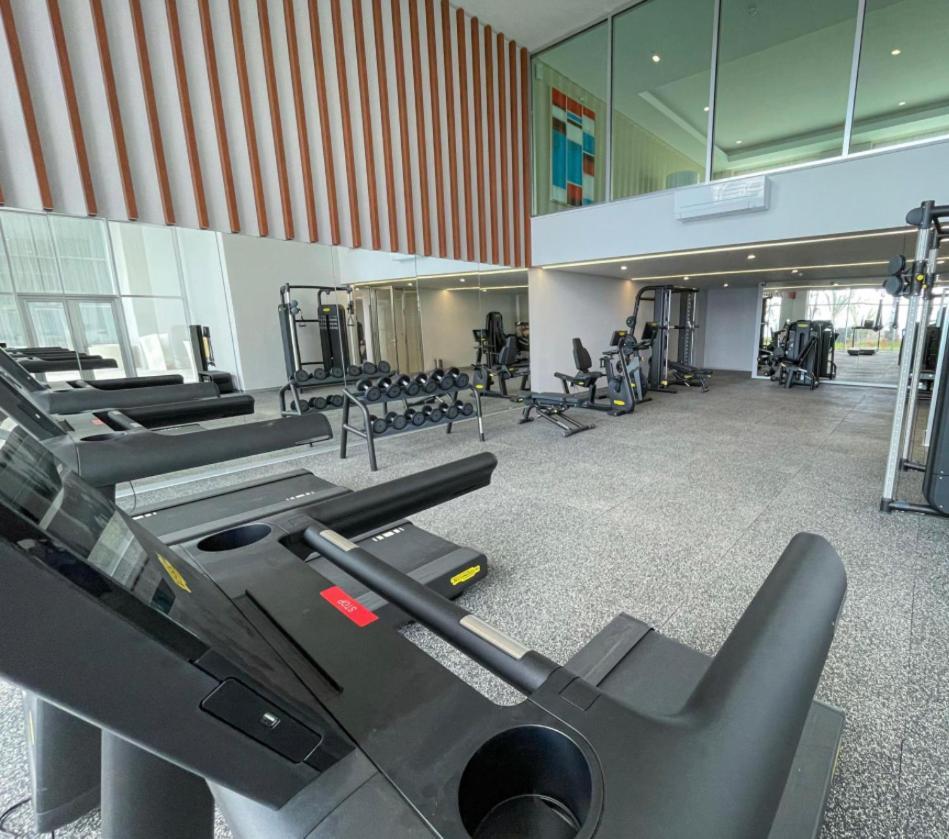 Cu - Sea View - 3 Pools - Ac - Free Park - Free Gym Apartment