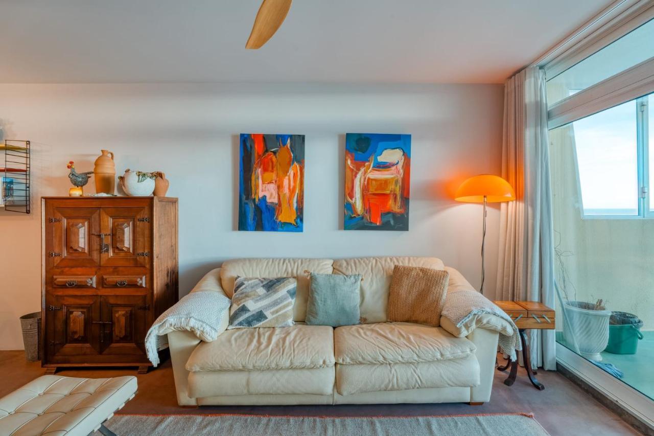 By The Atlantic 2-bedroom * Funchal (Madeira)