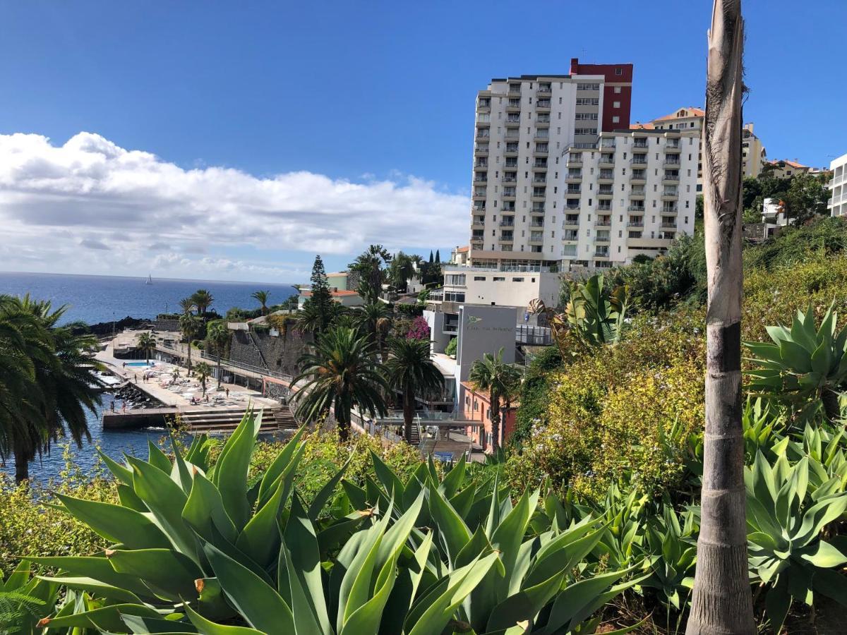 Beach Studio Apartment Funchal (Madeira)
