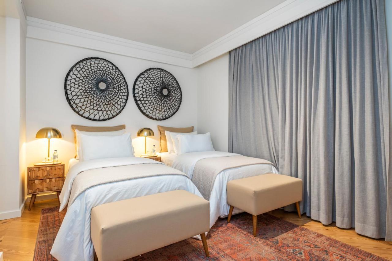 Luxury Oceanfront At Reid's Gardens