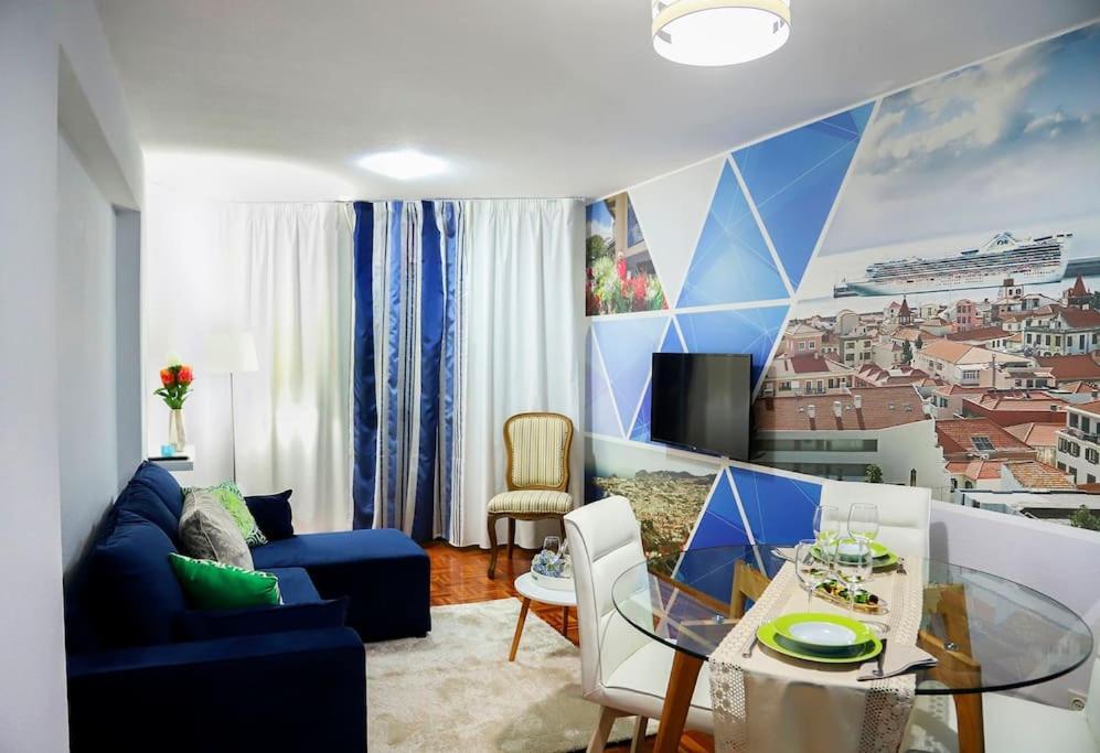 Downtown 5min Marina + 2 Bedroom + Parking Funchal (Madeira)