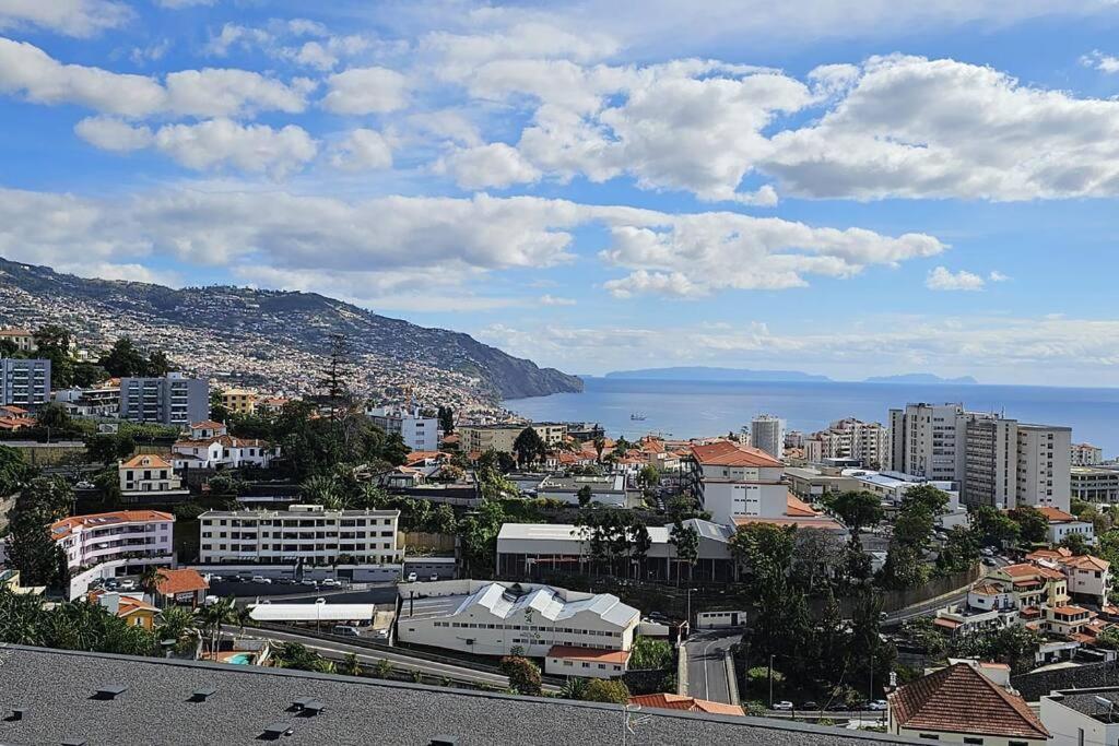 Vista Mar - Ac, Parking And Pool