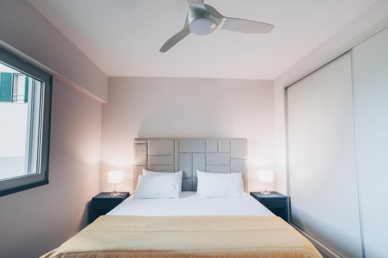 Elephant 2br With Terrace, Side Sea View And Pool Access Apartment