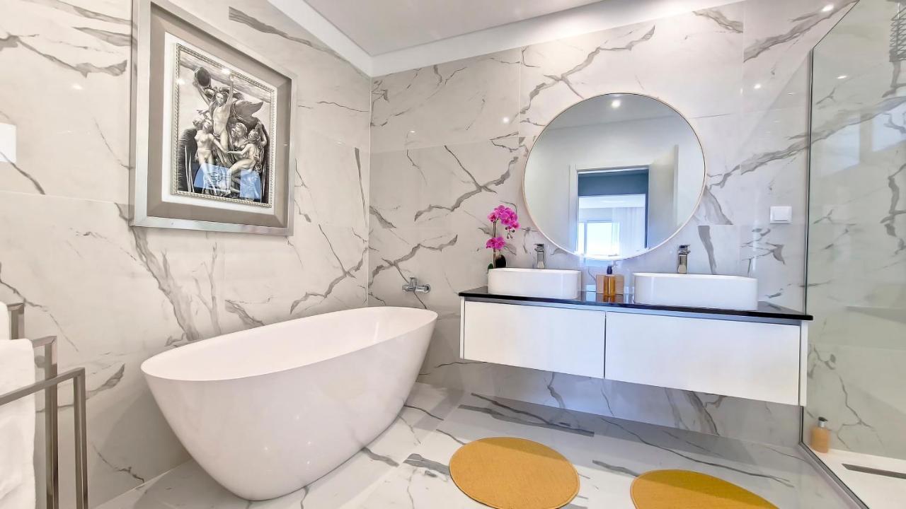 24, The Townhouse By Lovelystay *
