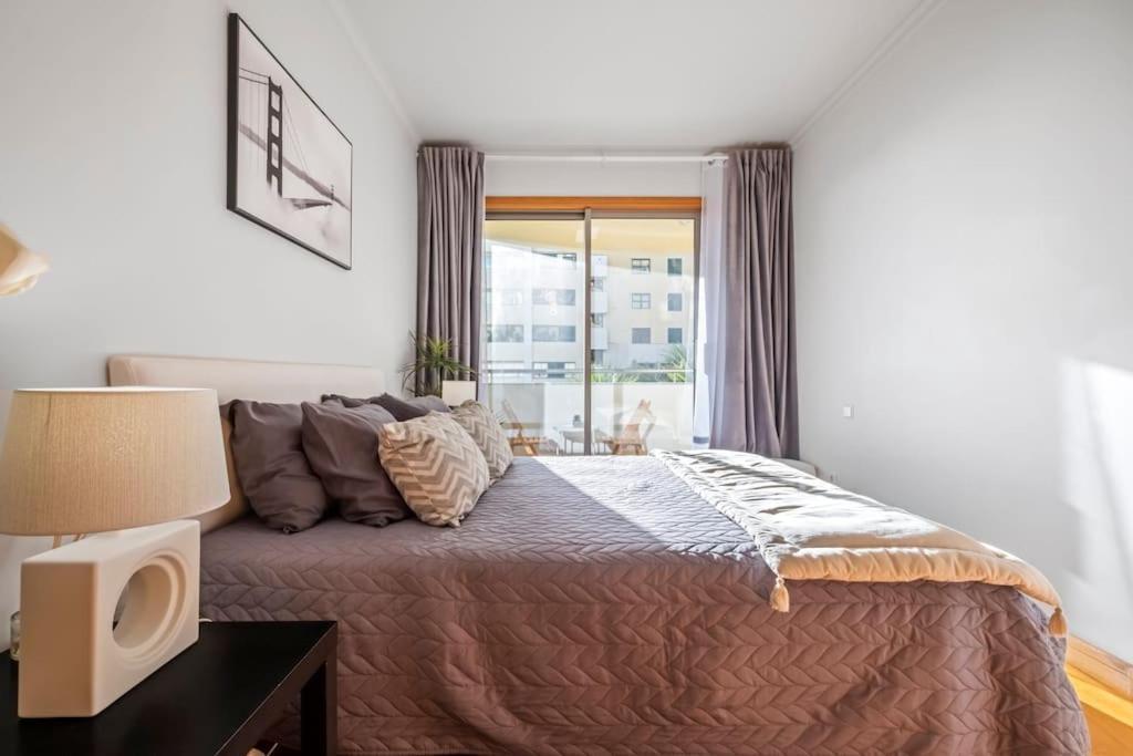 Super Cliff Apartment