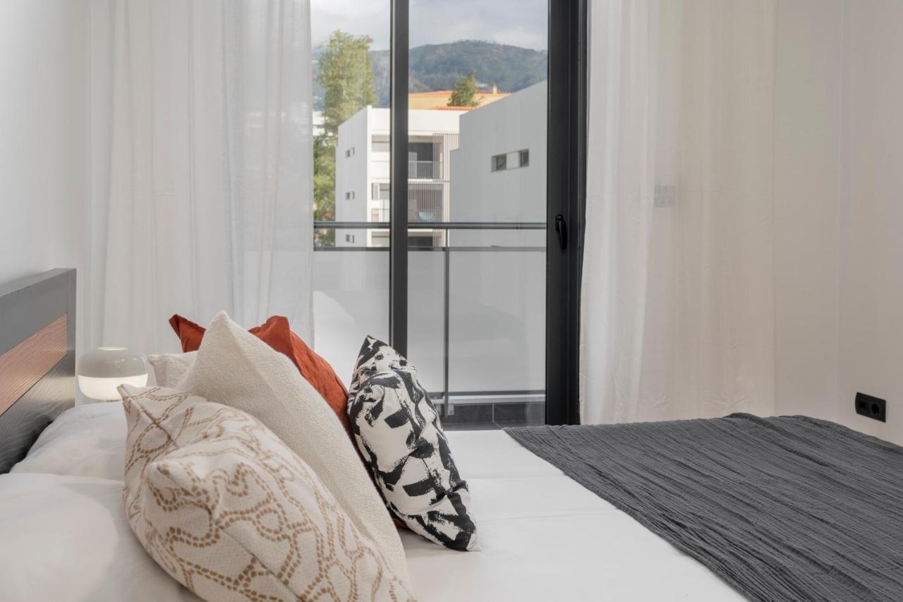 Barreiros Iv By An Island Apartment Funchal (Madeira)