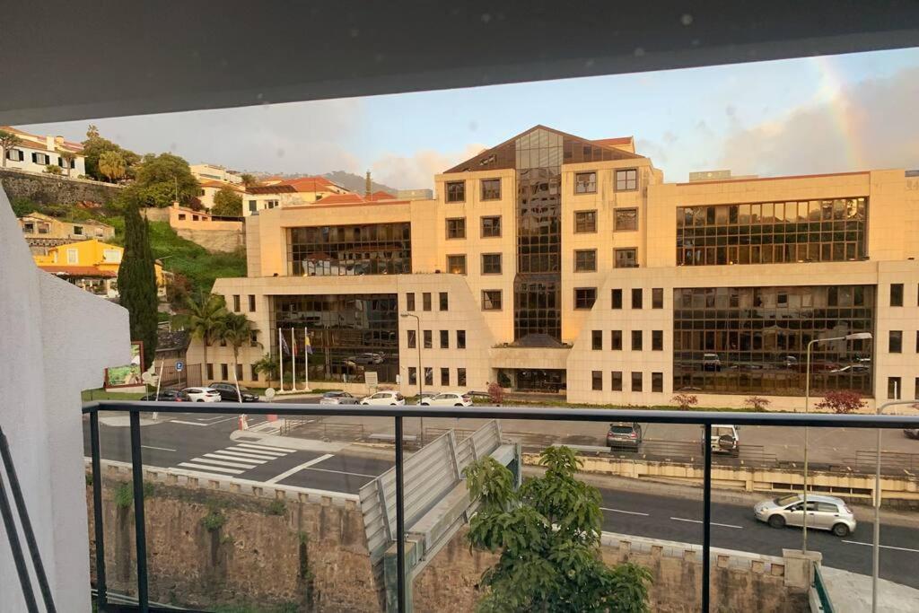 House In The Heart Of With Big Balcony * Funchal (Madeira)