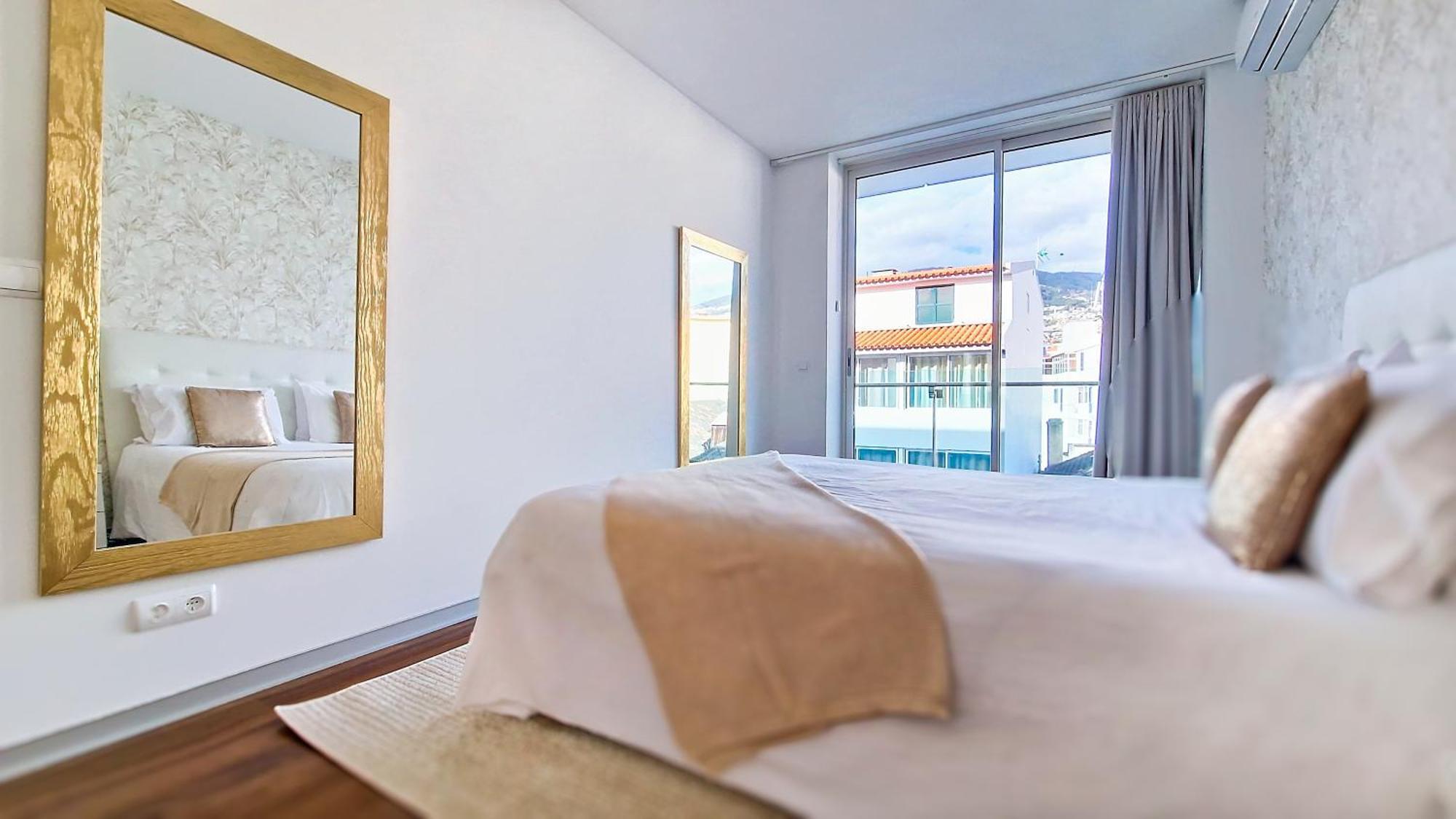 Upscales By Lovelystay - Private Parking Funchal (Madeira)