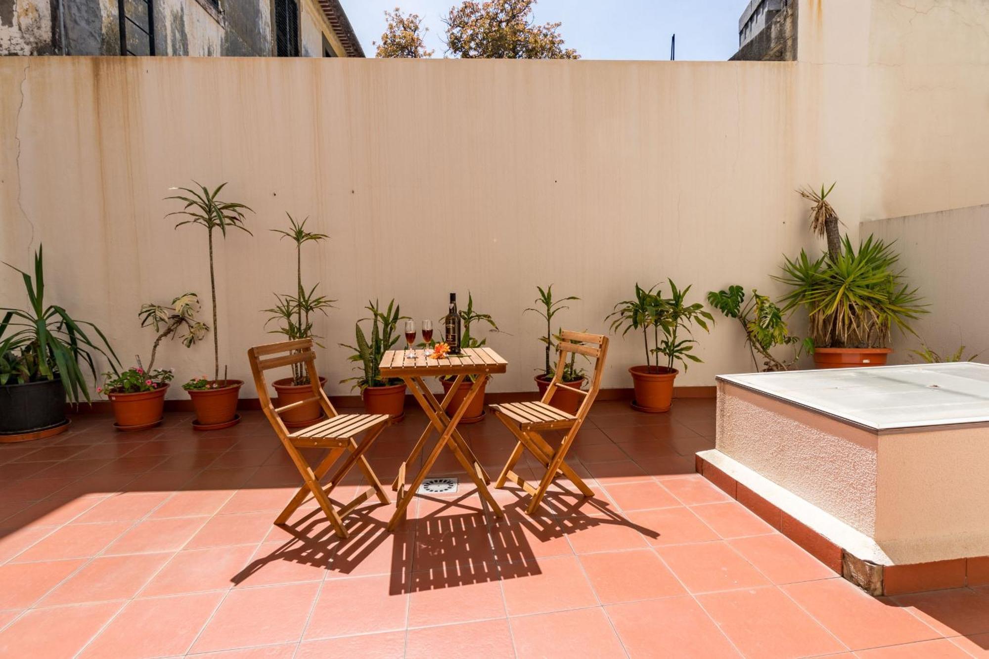 Netos - By Wehost Apartment *