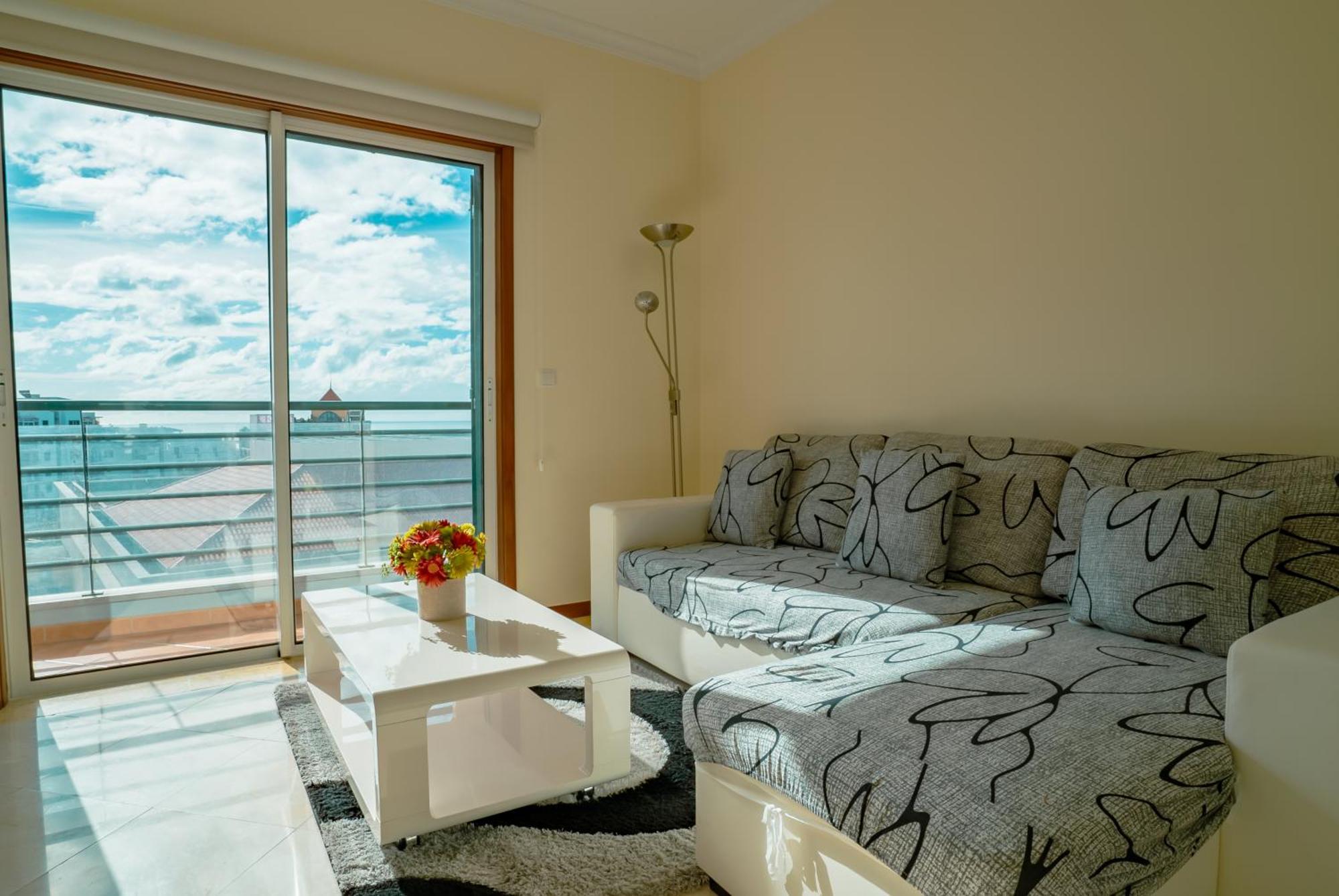 Apartamento Forum Madeira Ajuda