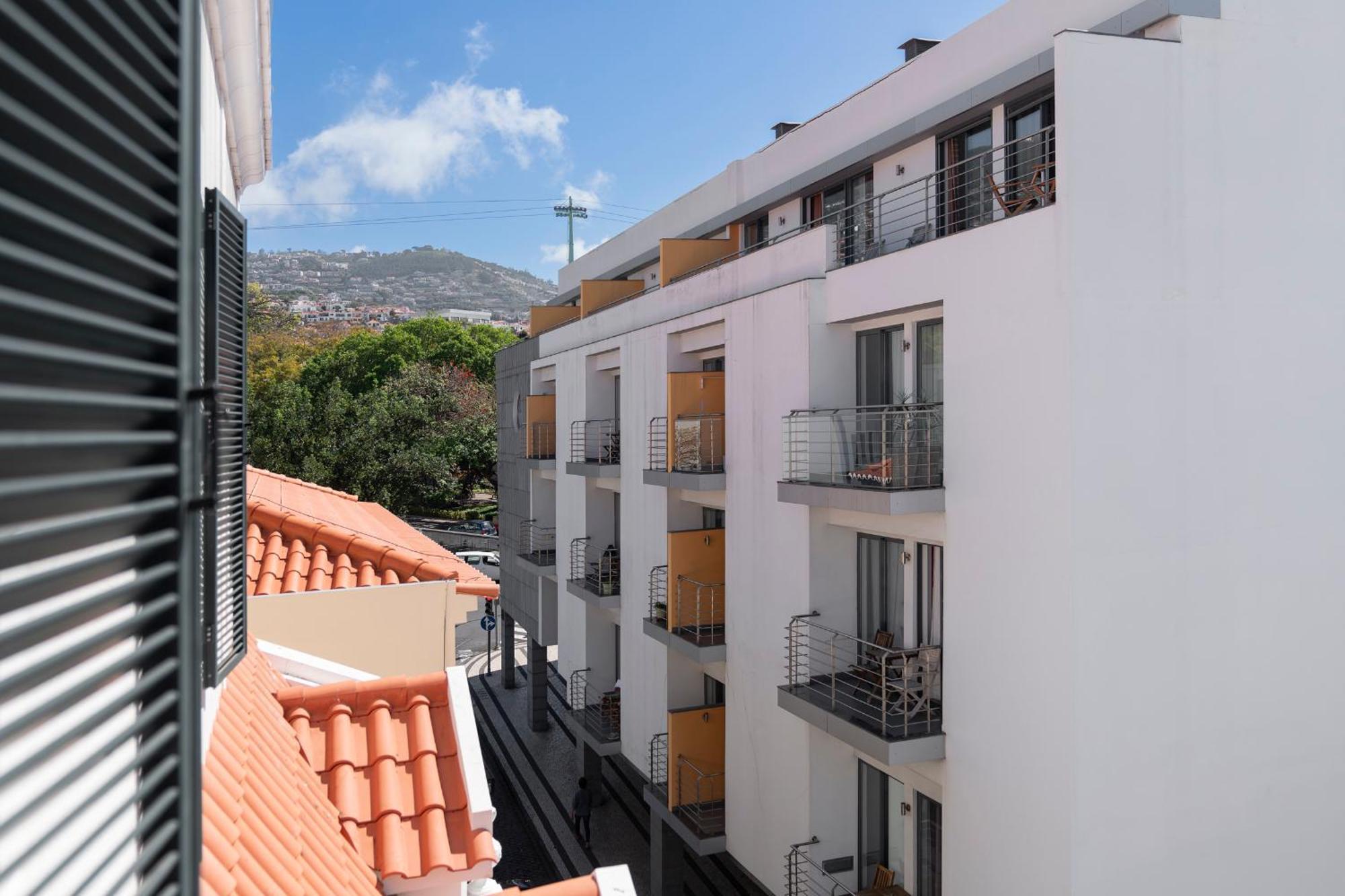 Apartment Do Carmo By An Island *