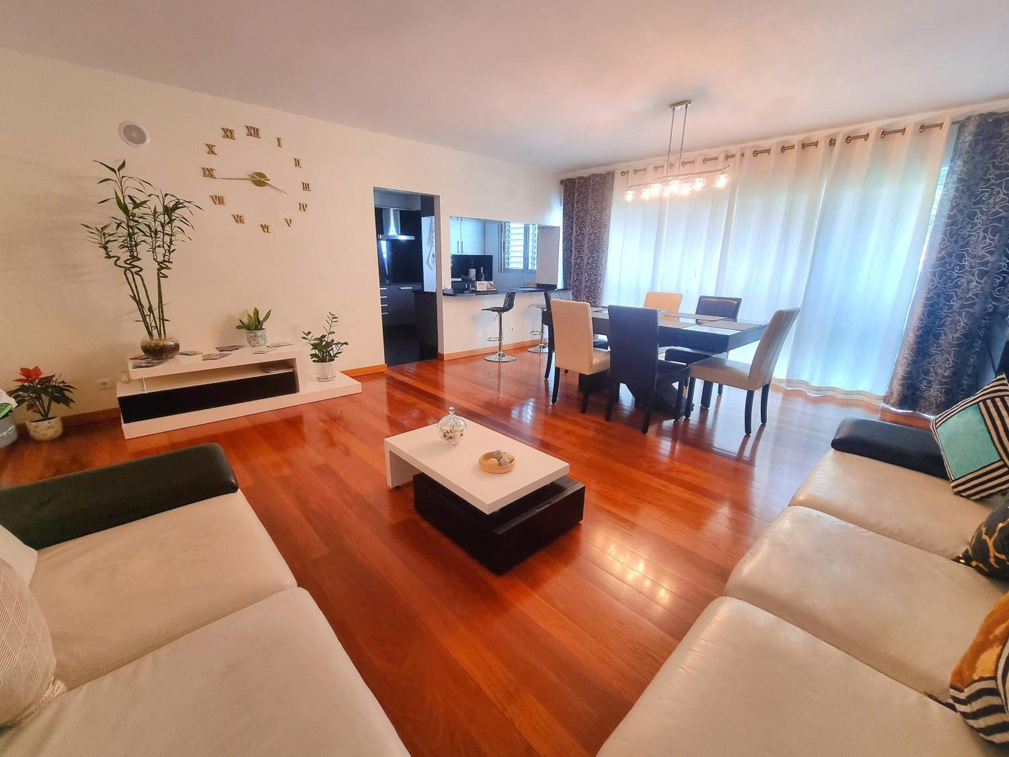 Panoramic Sunrise And Sunset Views, 5 Min From Funchal, Perfect Getaway For Travelers Apartment Funchal (Madeira)