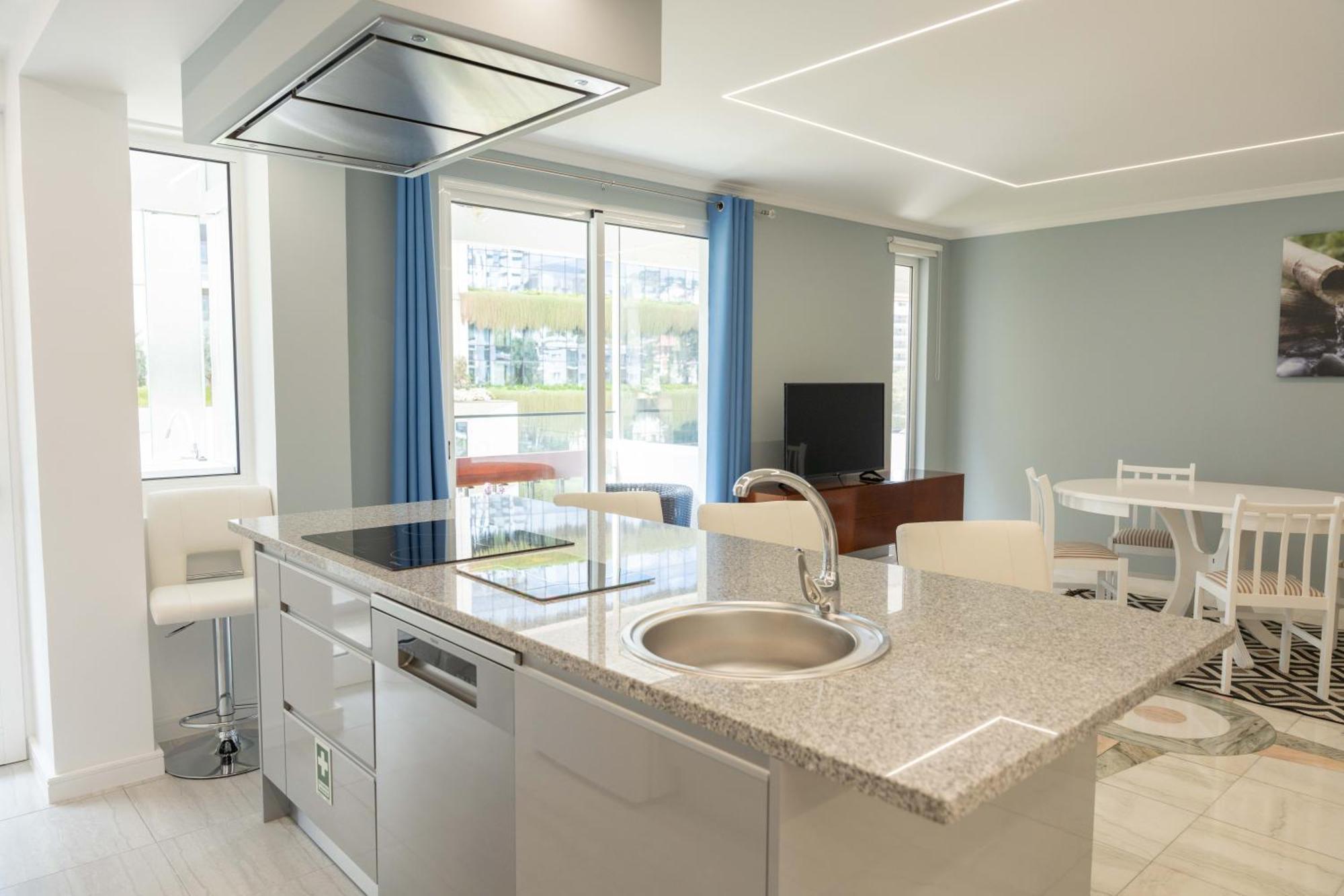 Apartament D.henrique I Frente Ao Savoy Palace Funchal (Madeira)