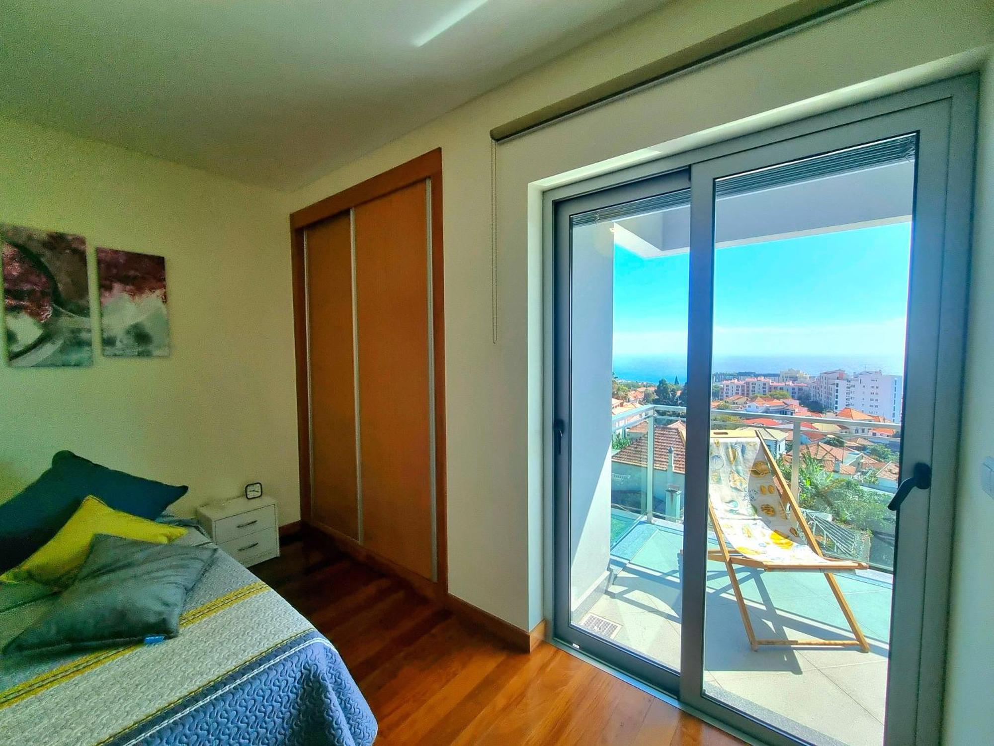 Apartment Panoramic Sunrise And Sunset Views, 5 Min From Funchal, Perfect Getaway For Travelers