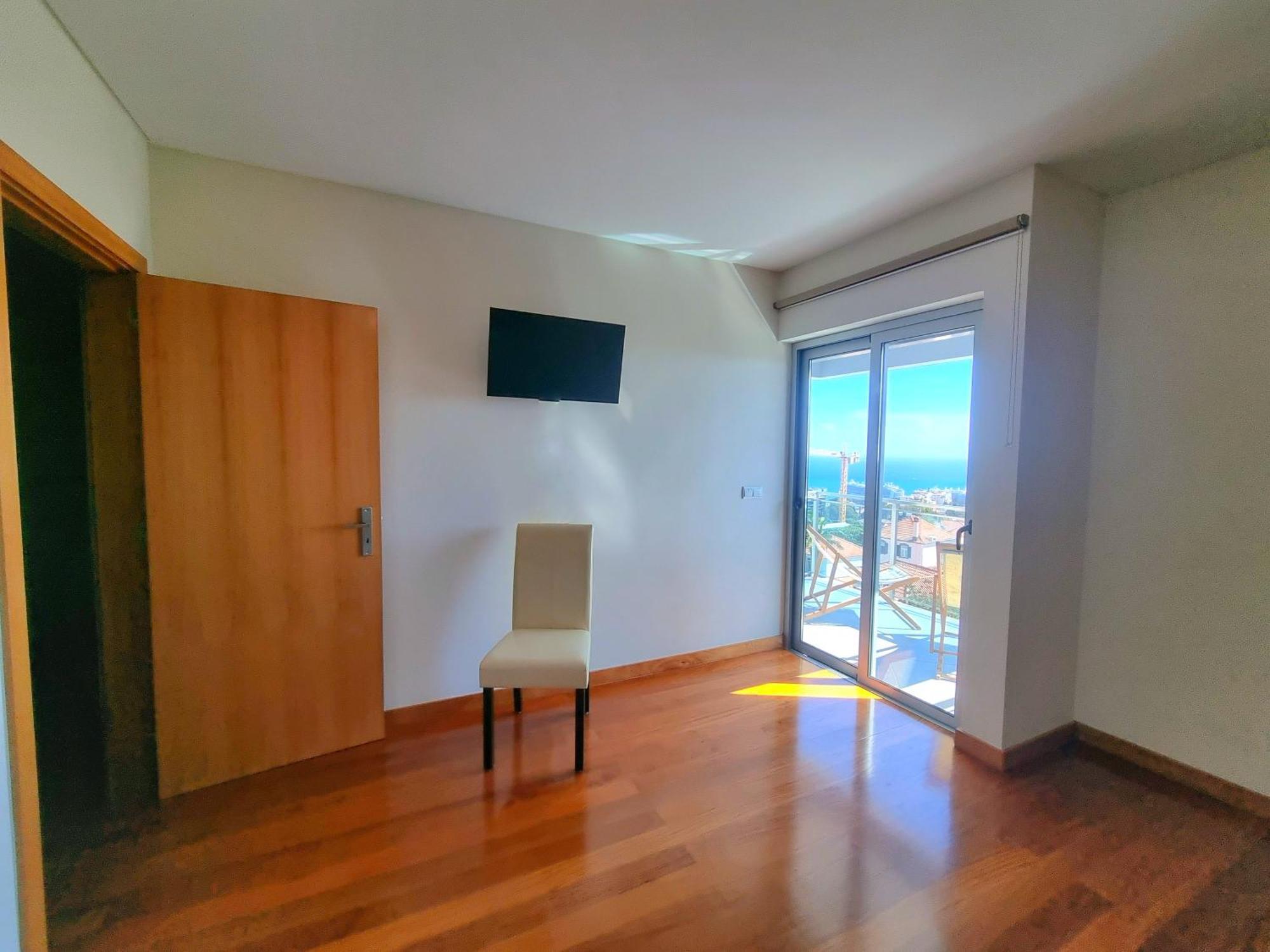 Panoramic Sunrise And Sunset Views, 5 Min From Funchal, Perfect Getaway For Travelers Funchal (Madeira)