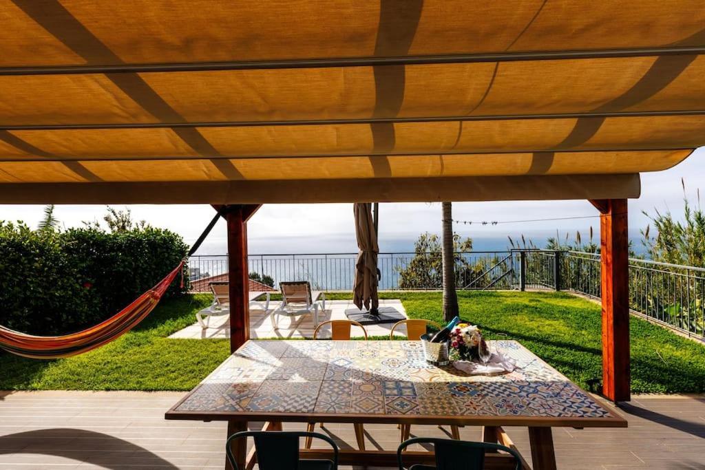 Ferienhaus Jolie Maison Vue Sur L'ocean Funchal (Madeira)