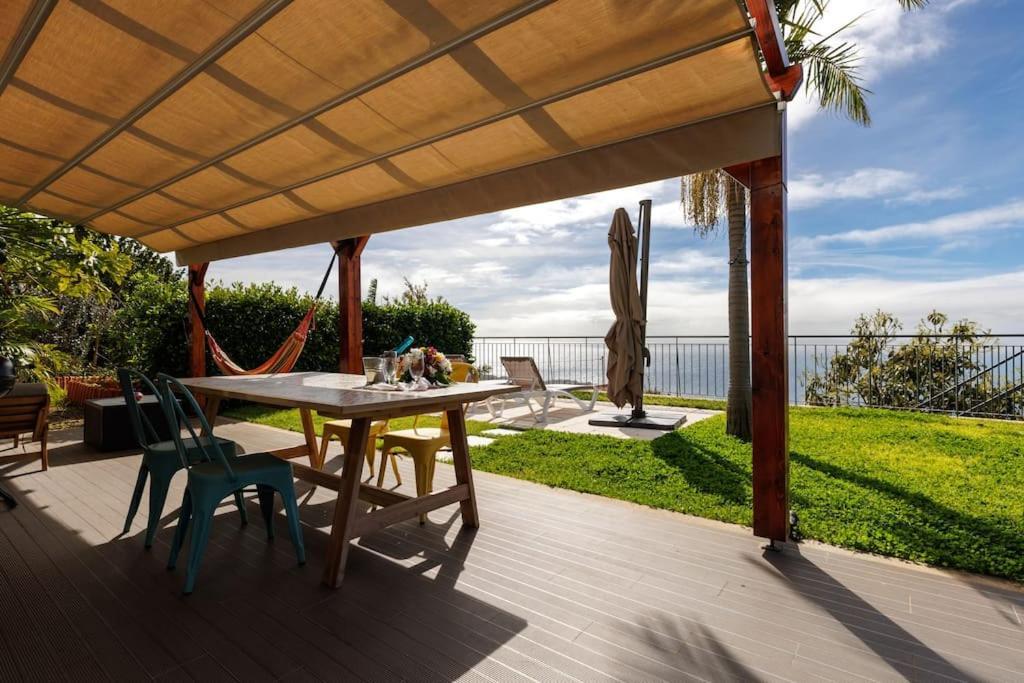 Jolie Maison Vue Sur L'ocean * Funchal (Madeira)