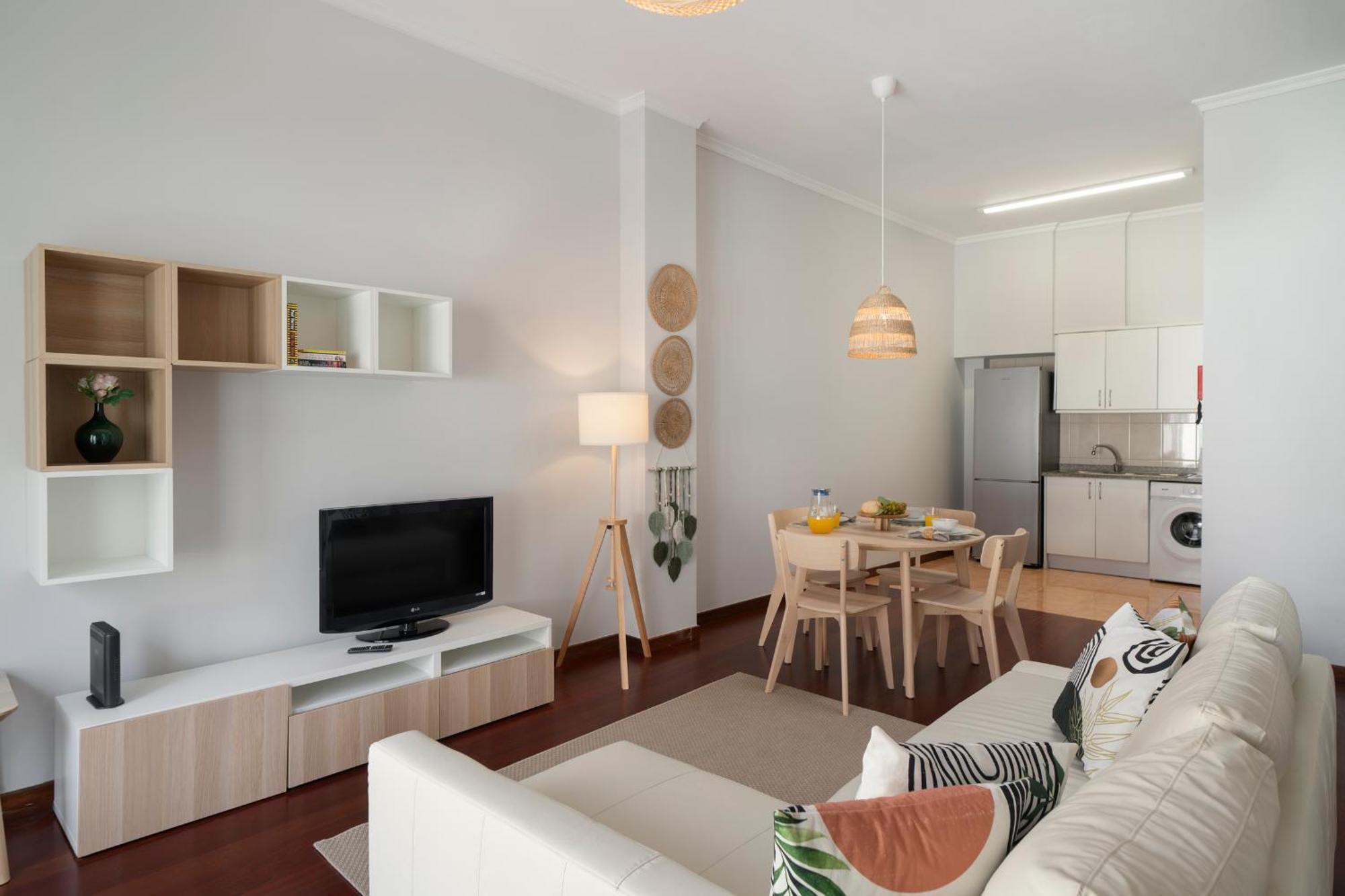 Do Carmo By An Island Apartment