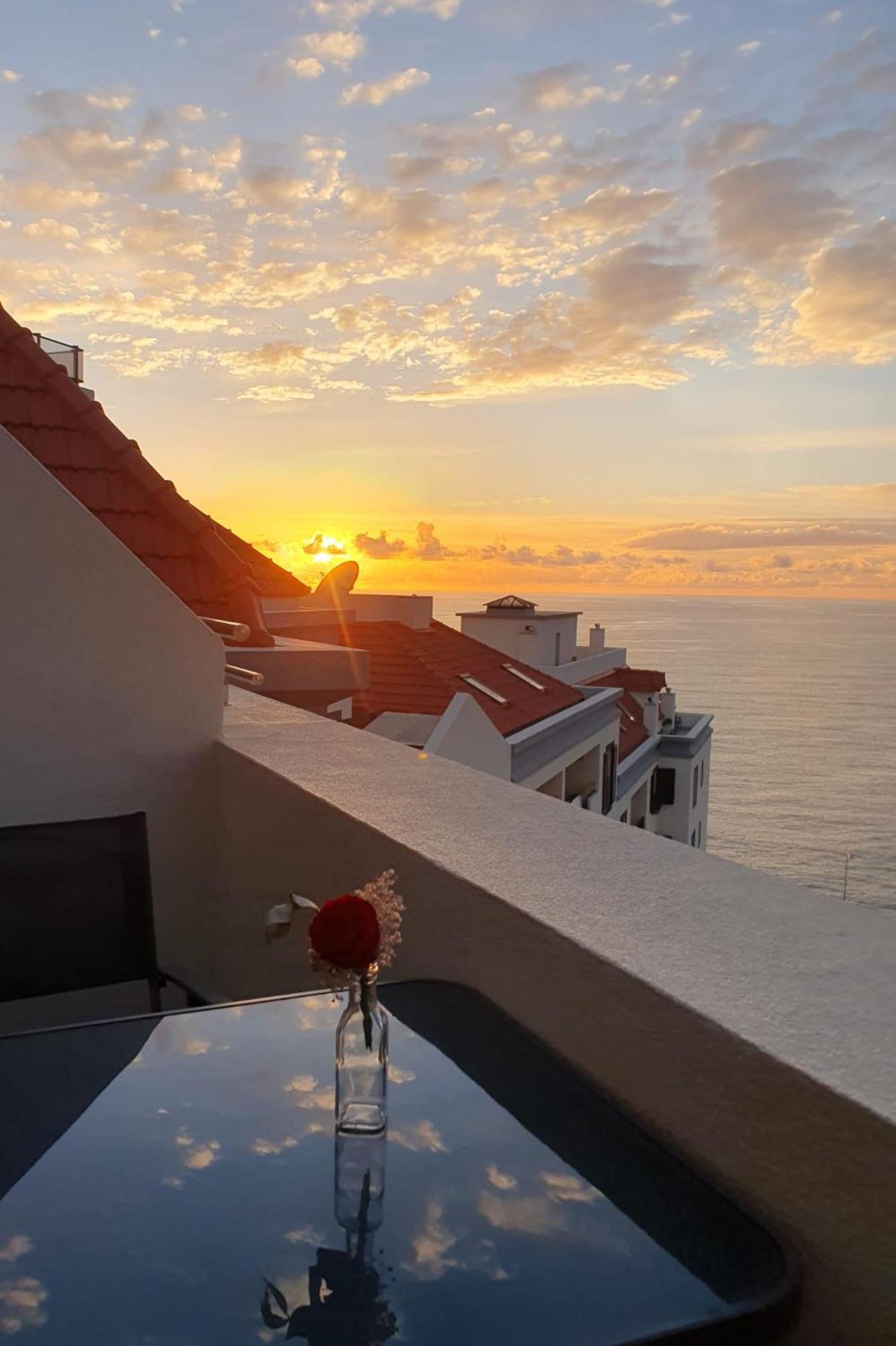 Penthouse Formosa Sunset And