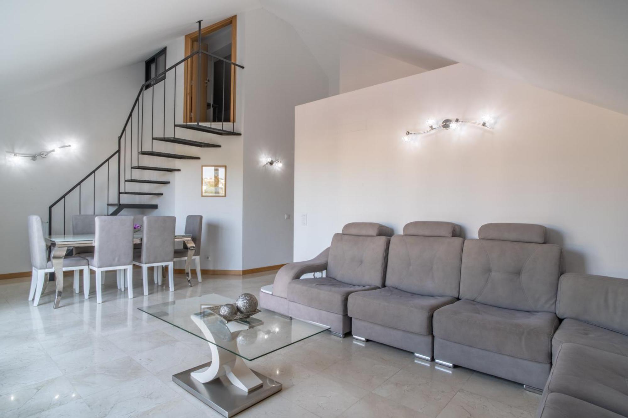 Living Penthouse Apart. Apartamento Funchal (Madeira)